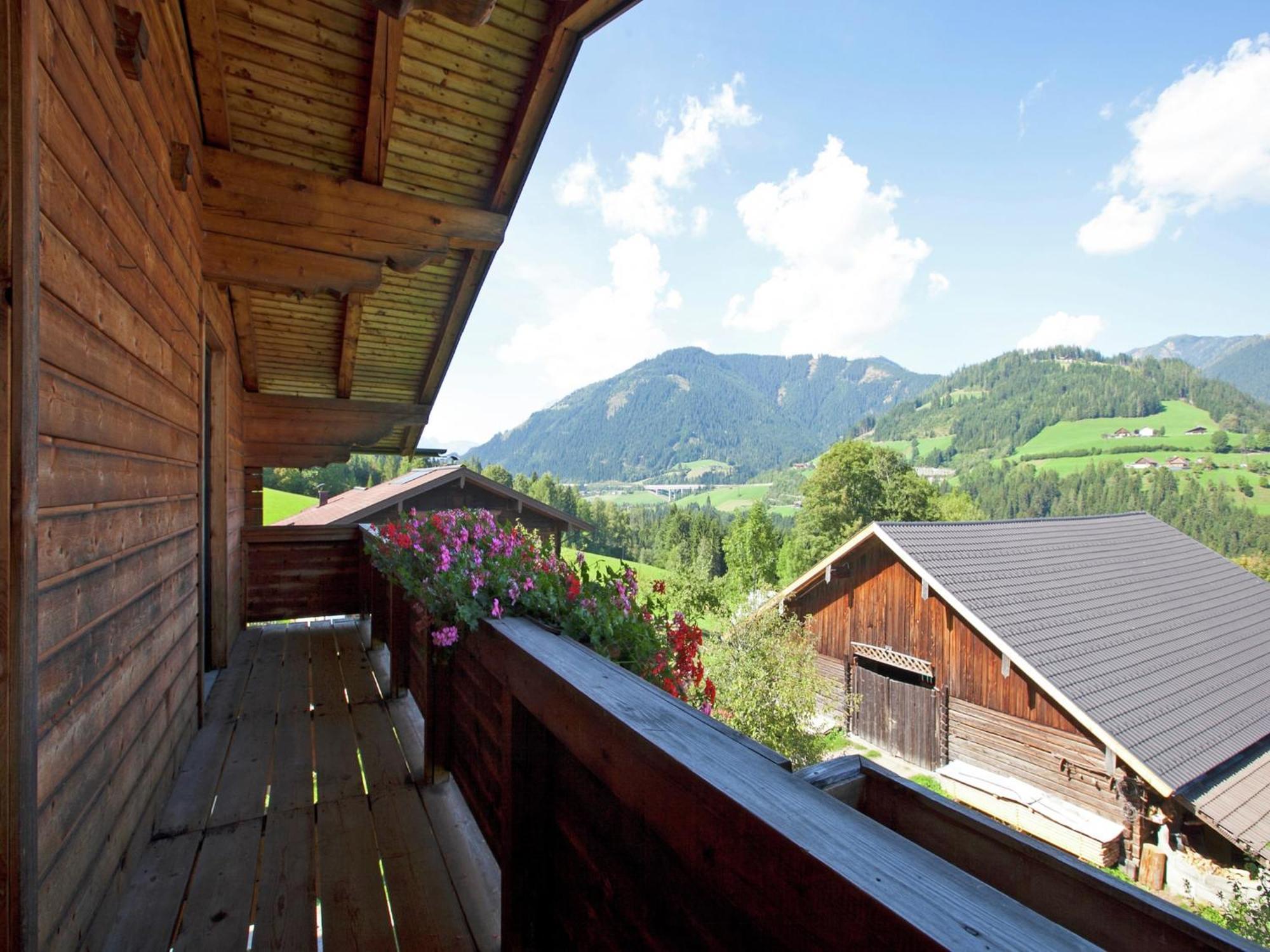 Charming Holiday Home In H Ttau With Barbecue Hüttau Екстериор снимка